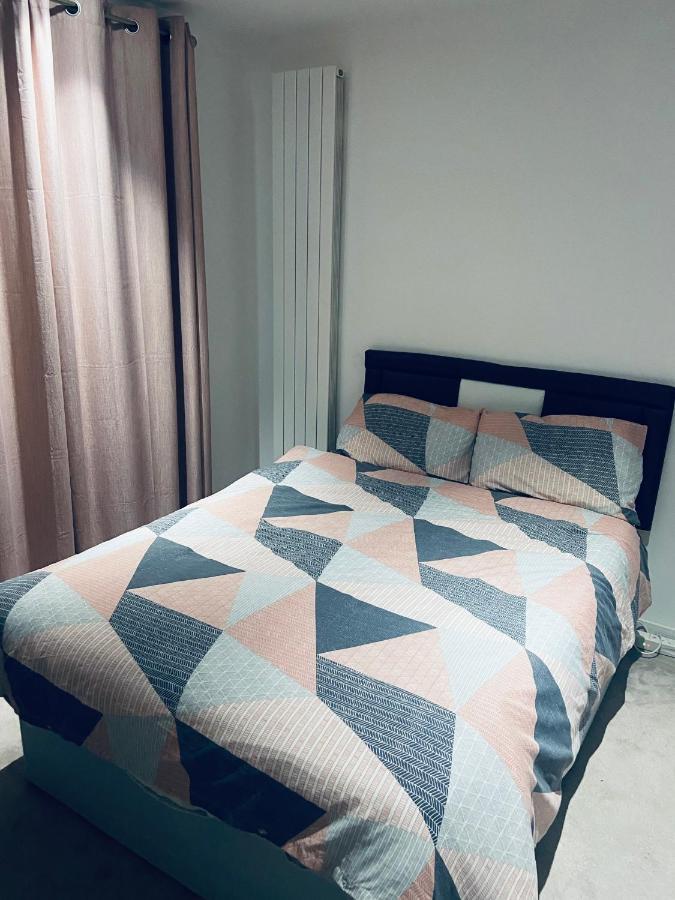 Large Double Room Overlooking The Thames Londen Buitenkant foto